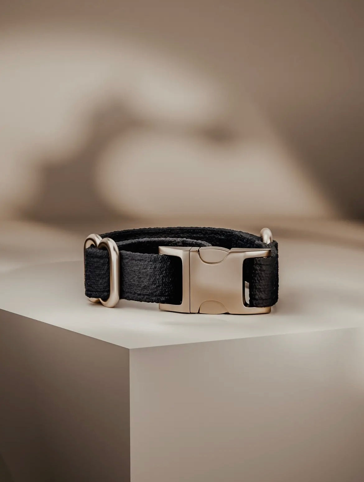 Collier Midnight